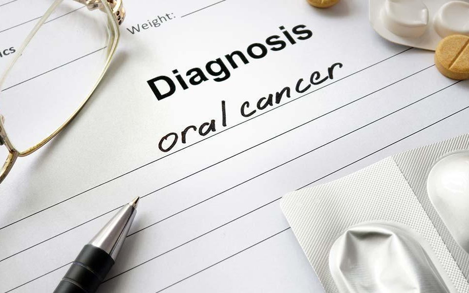 diagnosis of oral cancel in patient